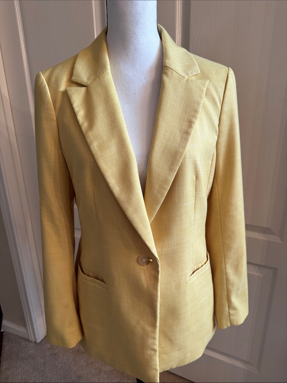 H&M - Yellow Single-Button Blazer - Size Medium
